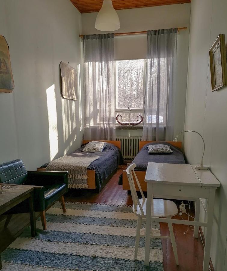 Vanhan Koulun Majatalo-Old School Guest House Колинкюла Экстерьер фото